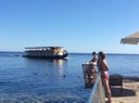 Ausflugsboot mit Glasboden